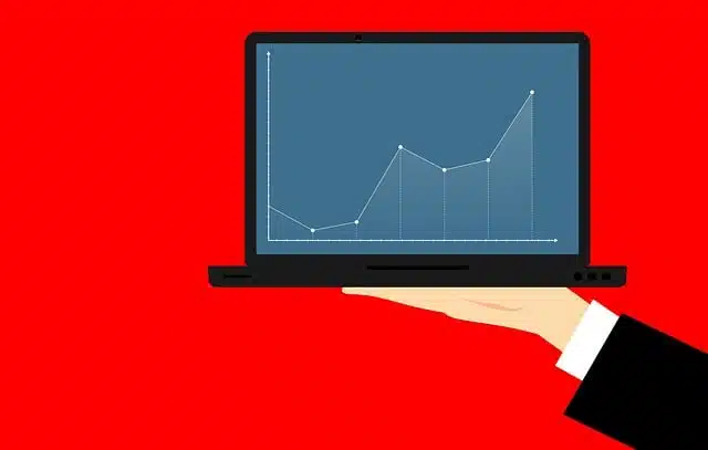 Digital Analytics: KPIs, Tools, Praxis