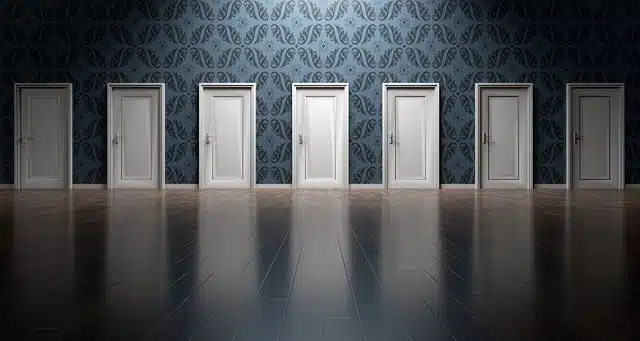 Die unsichtbaren Fäden im Kopf: Warum dein Gehirn längst gekauft hat, bevor du „Warenkorb“ klickst